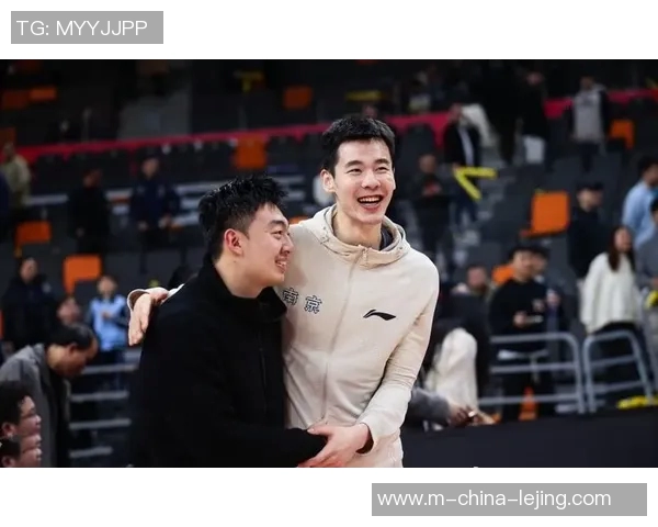 郭昊文:从青涩少年到篮球场上的璀璨明星之路探秘 郭昊文:从青涩少年到篮球场上的璀璨明星之路探秘