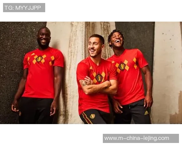 德国足球队队服的演变与设计背后的故事探讨